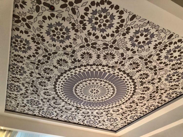 Csodás mennyezeti díszítés